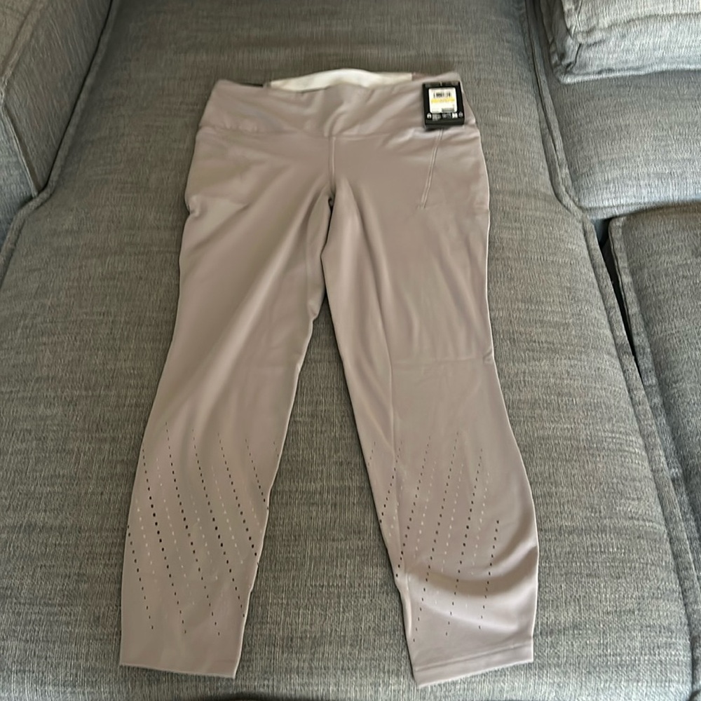 Under Armour leggings.